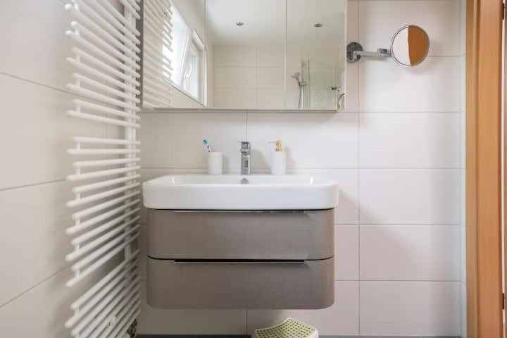 Schoenes Zimmer Im Charmanten Haus Berlin Eksteriør billede